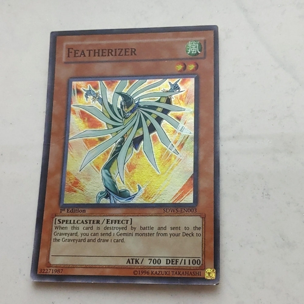 Yu-Gi-Oh! - Featherizer (SDWS-EN003) holo card